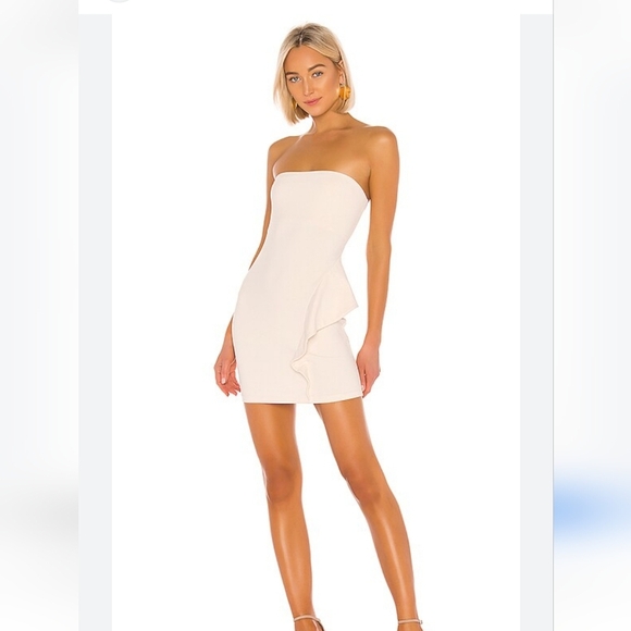 SUSANA MONACO 16" Strapless Dress With
Ruffle Detail in Blanched
Almond. SIZE SM - Picture 1 of 12